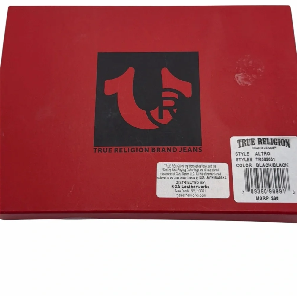 True Religion Genuine Leather Bifold Wallet & Horseshoe Carabiner Gift Set NIB